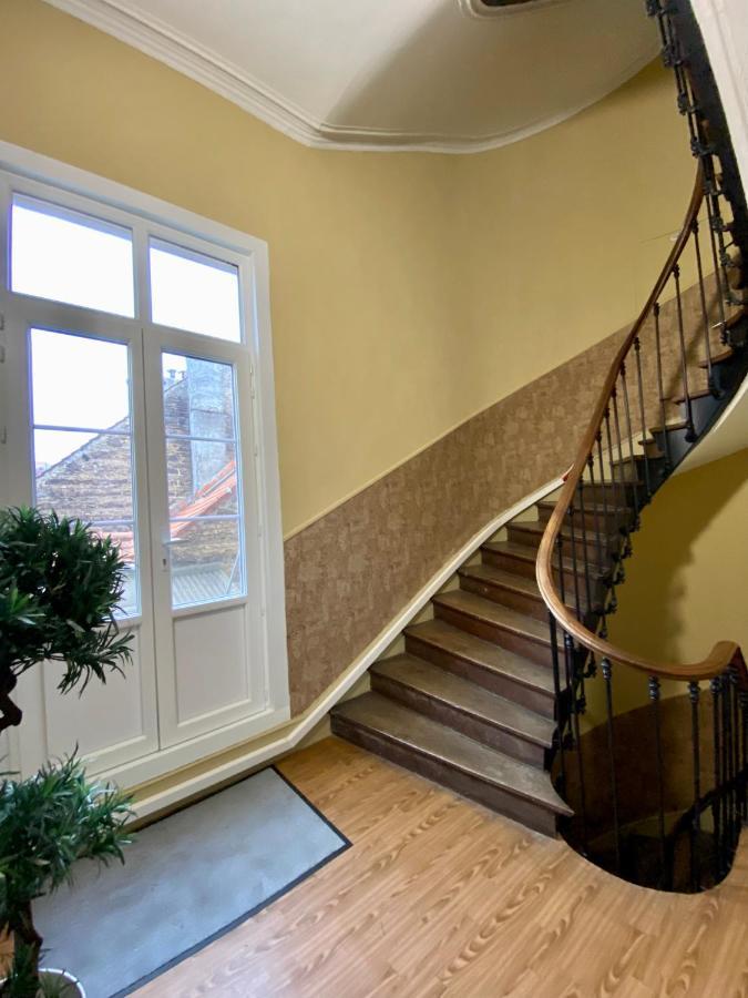 Grand Appartement De Style Haussmannien Boulogne-sur-Mer Exterior photo